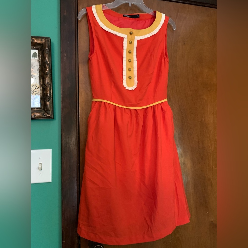 Peaks and mustard dear creatures sleeveless dress-Size SMALL